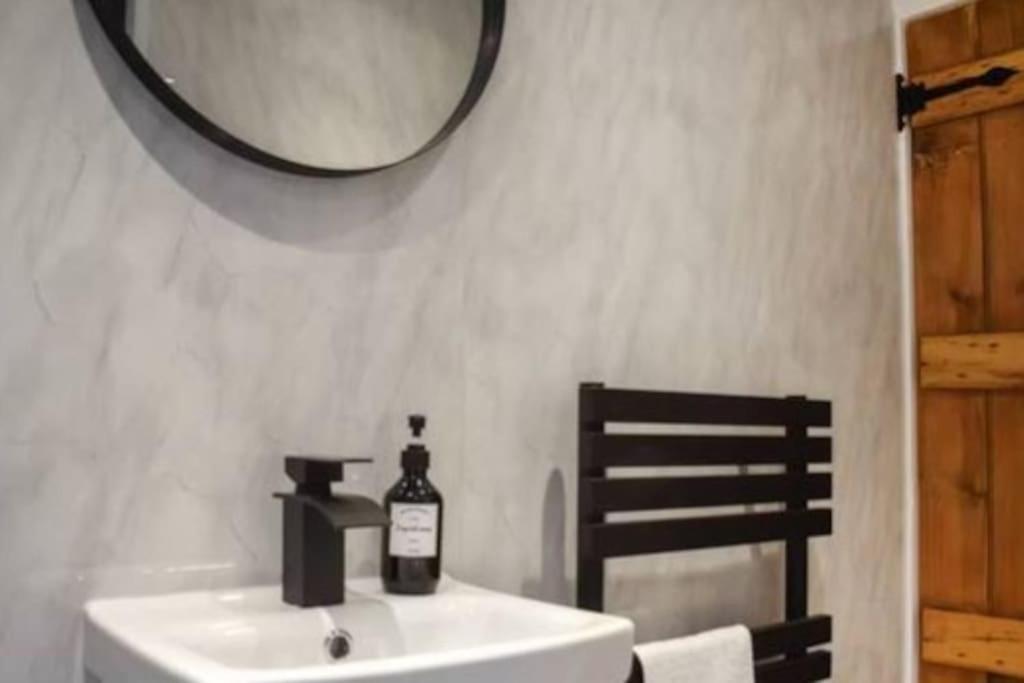 Beautiful Renovated Cottage In Mersham Ashford Kent Ngoại thất bức ảnh